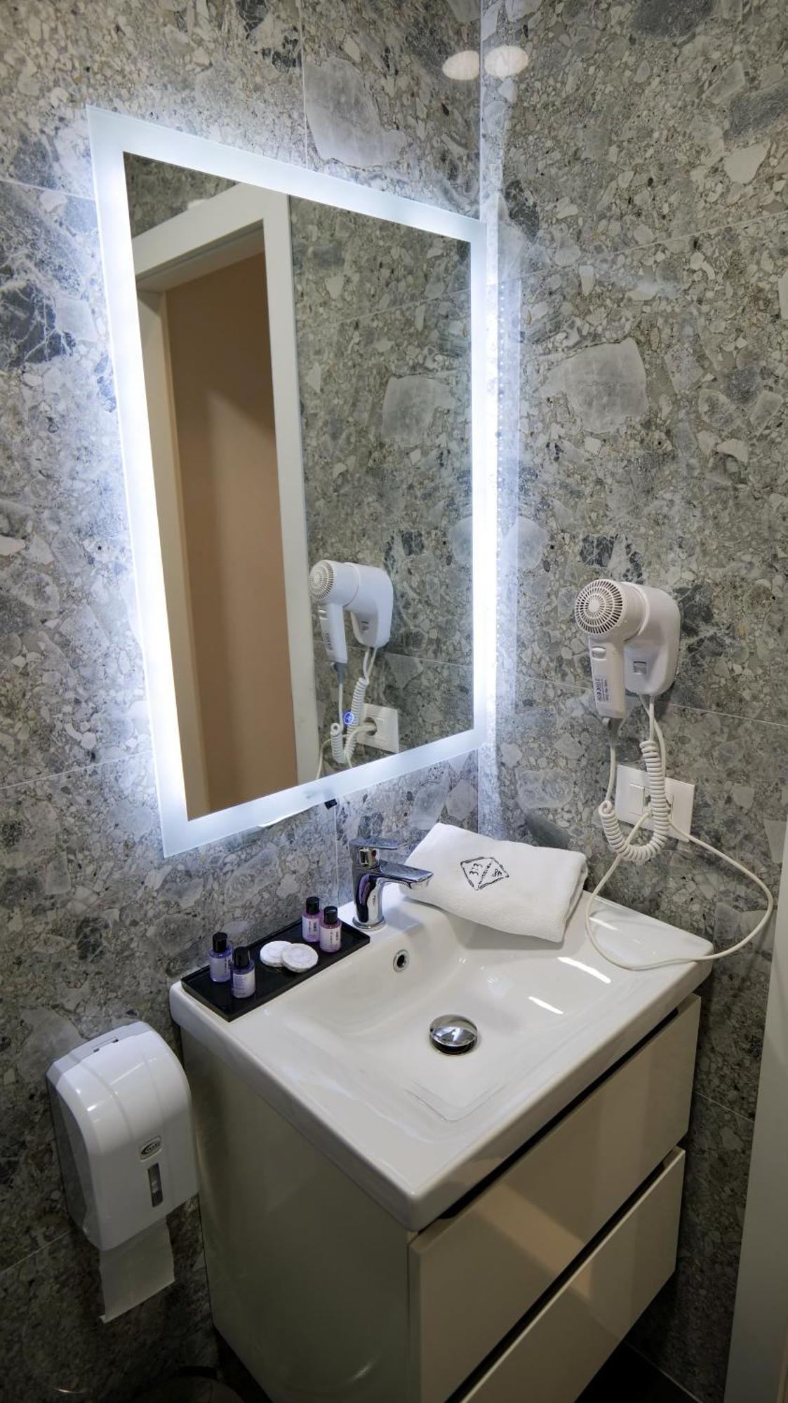 313 Villa City Center ティラナ エクステリア 写真